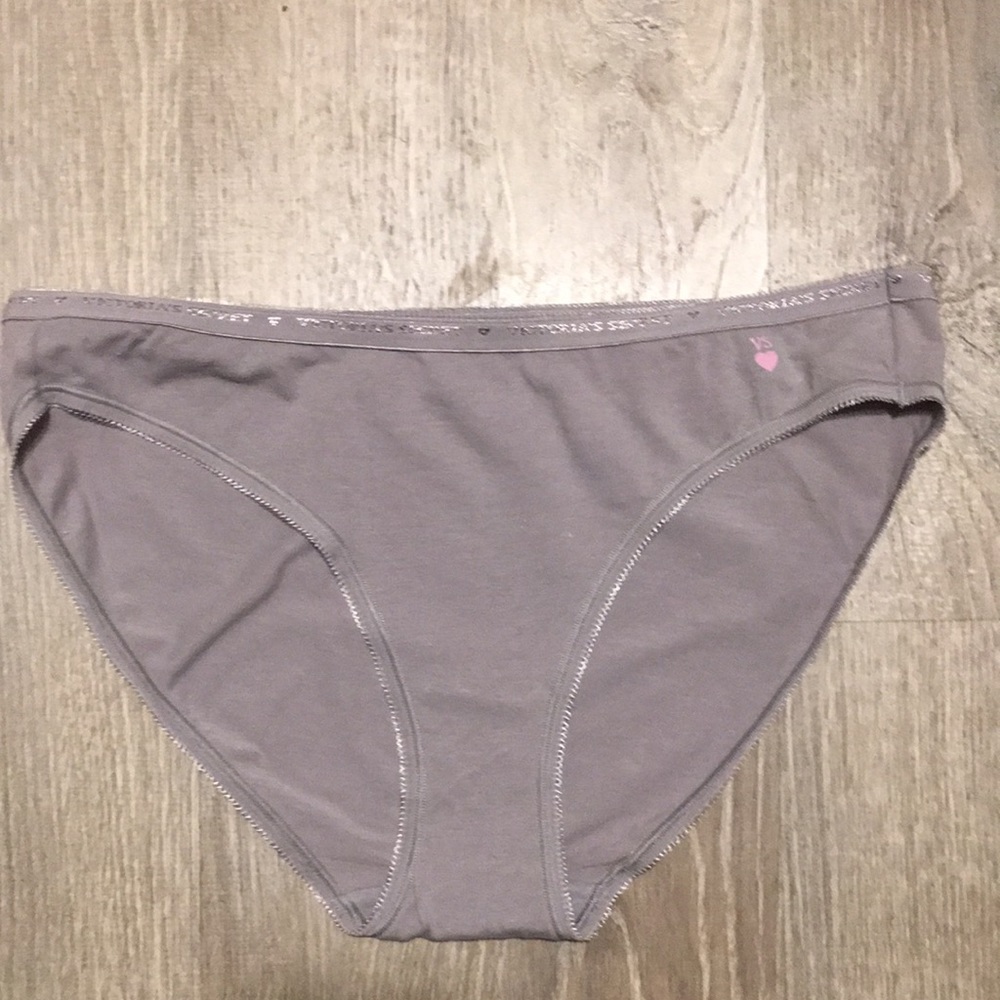 Victoria’s Secret Light Purple Bikini/L